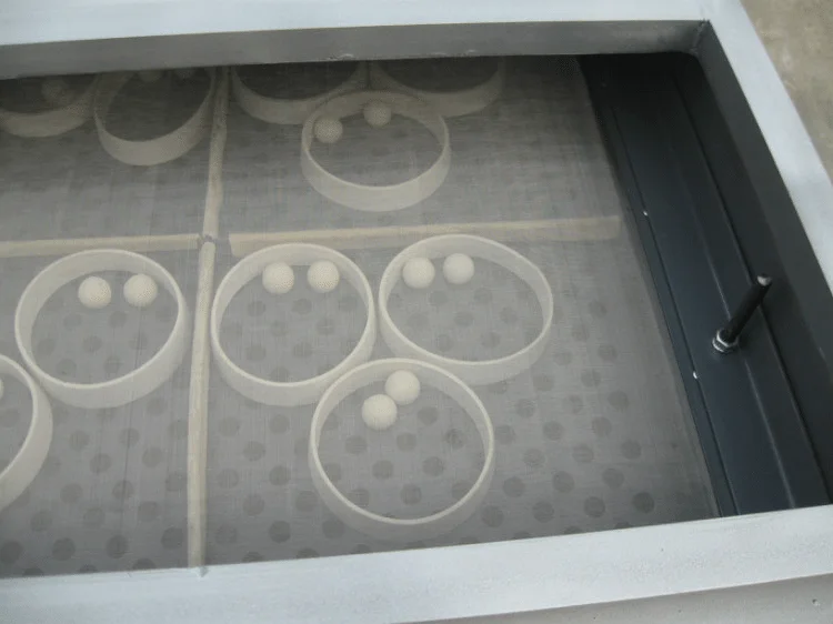 vibrating screen ball6