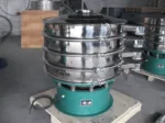 Multilayer vibrating sieve